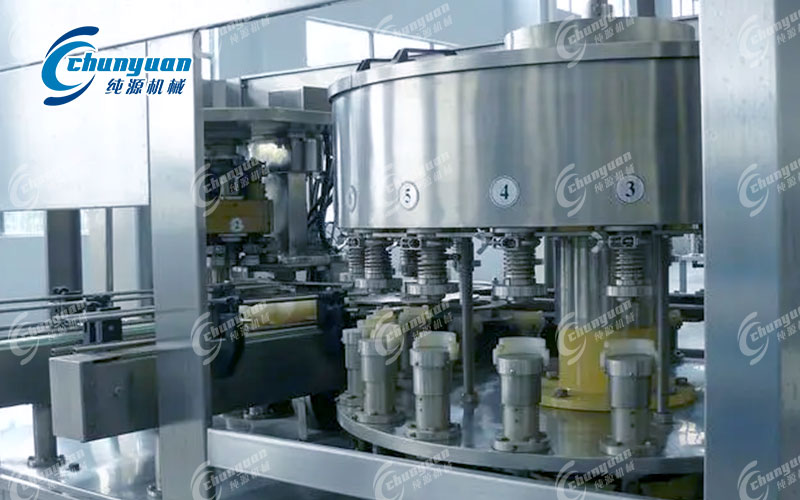 易拉罐碳酸飲料灌裝機-3