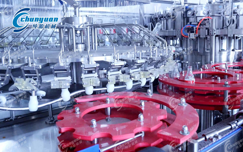 玻璃瓶飲料灌裝機(jī)-2